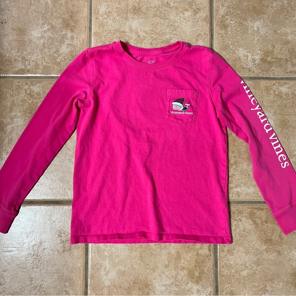 Girls size 10 Vineyard vines Christmas whale shirt - Picture 2 of 3